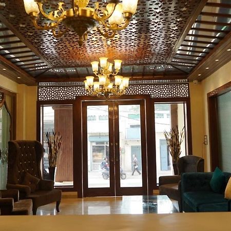 Hotel Sukh Mehal Jalandhar Bagian luar foto