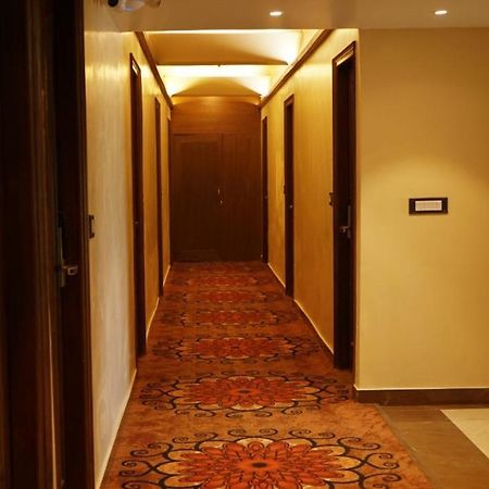 Hotel Sukh Mehal Jalandhar Bagian luar foto